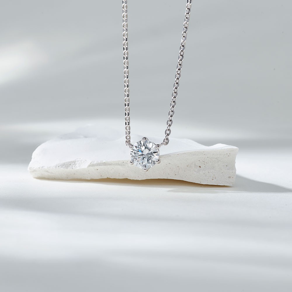 1캐럿 모이사나이트 목걸이 6프롱요약정보 및 구매