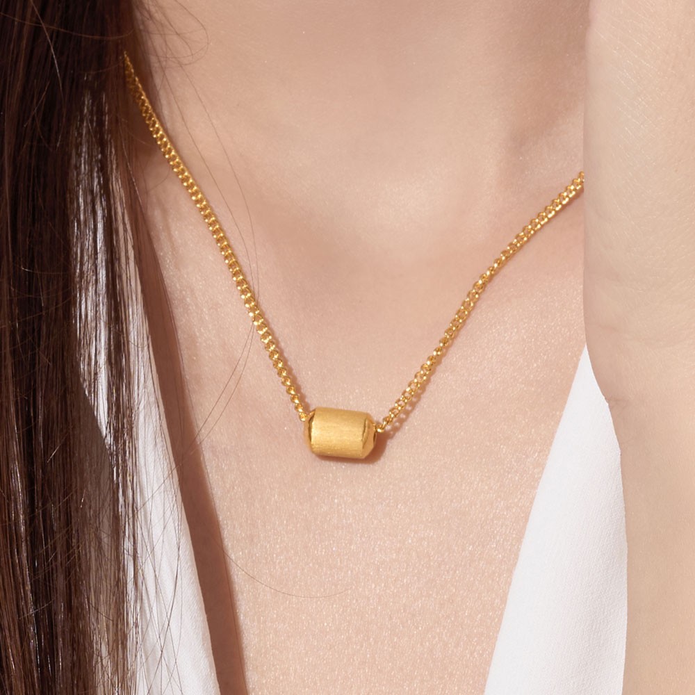 볼륨 스퀘어 포인트 목걸이 요약정보 및 구매